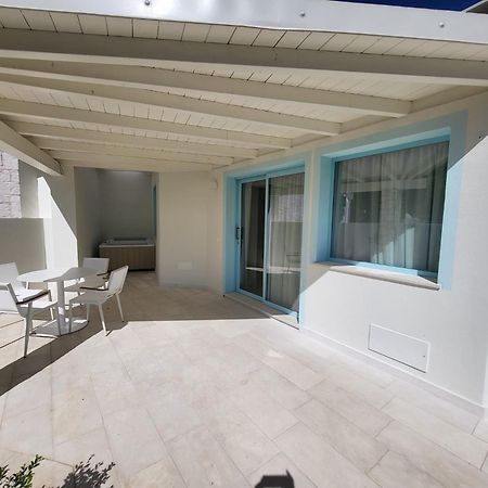 Oasi Blu Sardinia Hotel Santa Margherita di Pula Ngoại thất bức ảnh