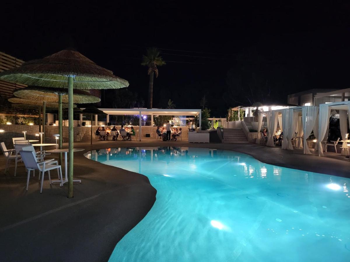 Oasi Blu Sardinia Hotel Santa Margherita di Pula Ngoại thất bức ảnh
