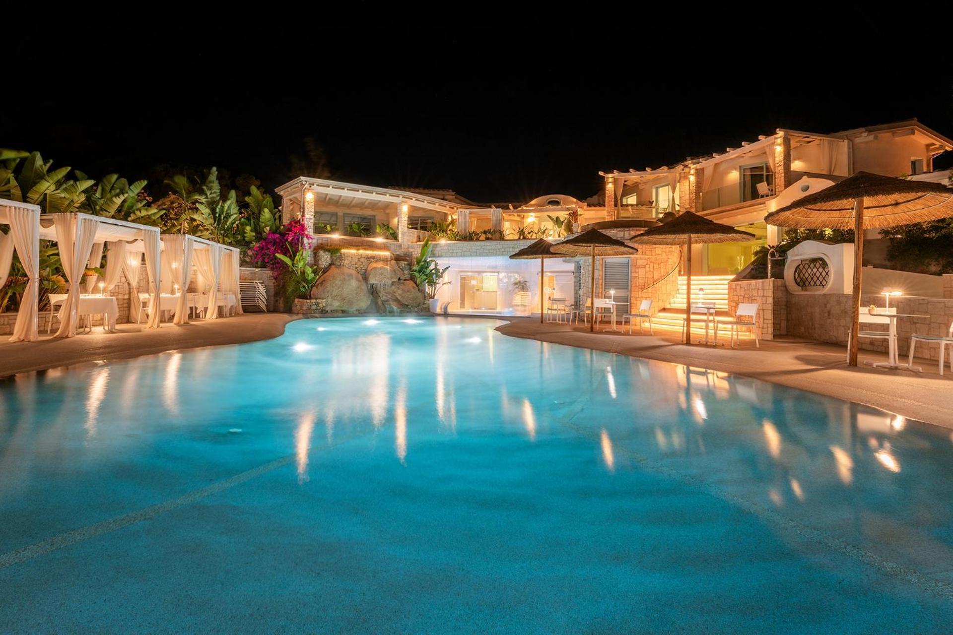 Oasi Blu Sardinia Hotel Santa Margherita di Pula Ngoại thất bức ảnh