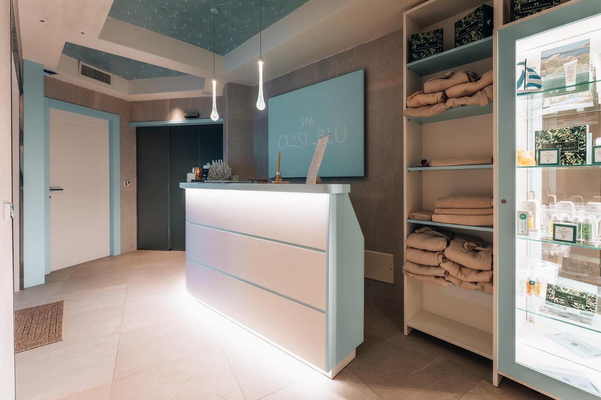 Oasi Blu Sardinia Hotel Santa Margherita di Pula Ngoại thất bức ảnh