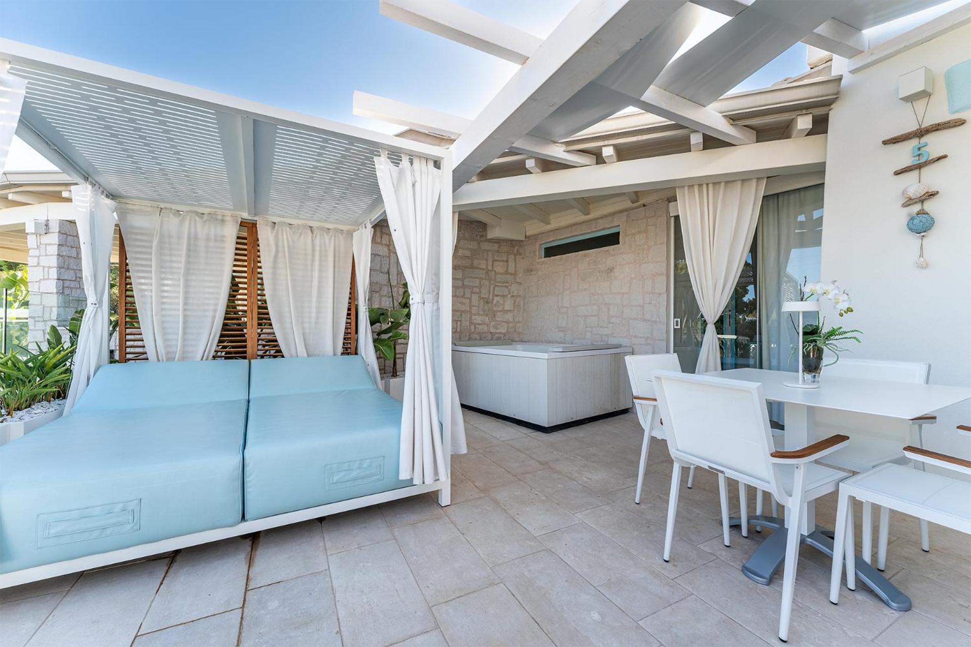Oasi Blu Sardinia Hotel Santa Margherita di Pula Ngoại thất bức ảnh